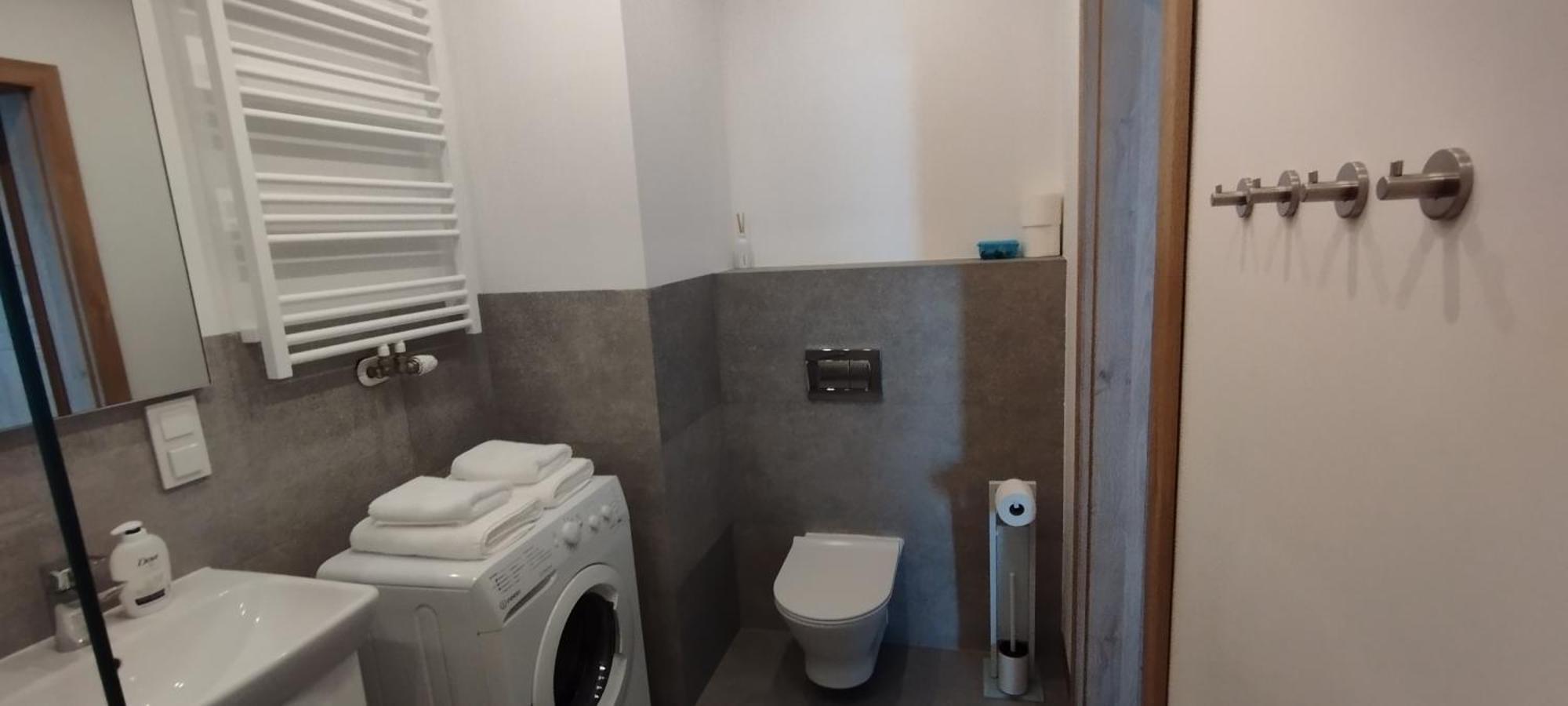 Apartment Efaga Modern Tower Gdynia With Private Parking Space Exterior foto